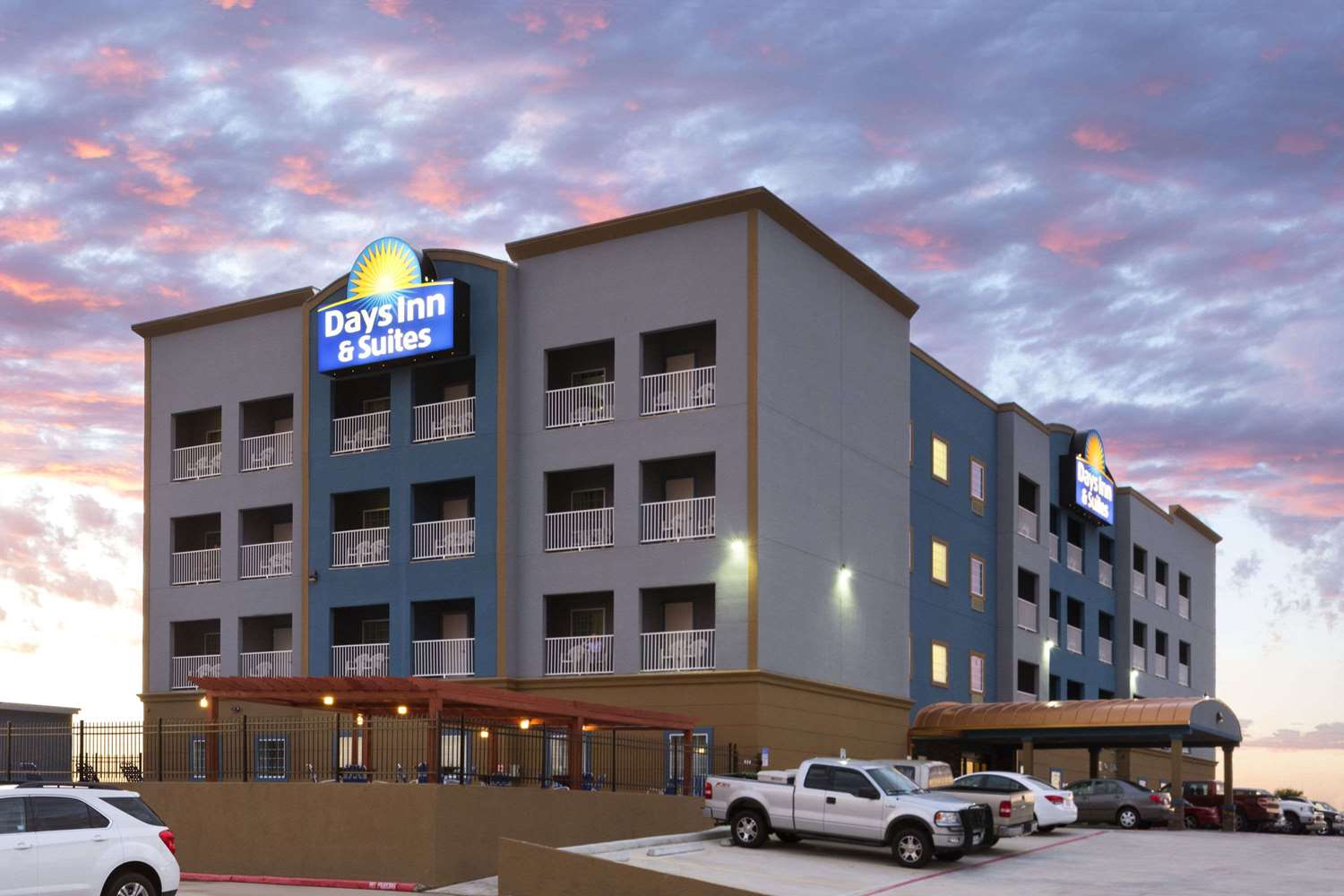 Hotel DAYS INN & SUITES GALVESTON WEST/SEAWALL