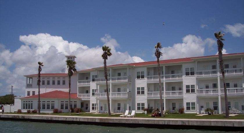 Hotel LIGHTHOUSE INN AT ARANSAS BAY