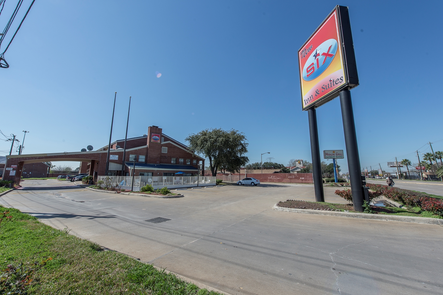 Hotel NEW SIX INN AND SUITES HOUSTON