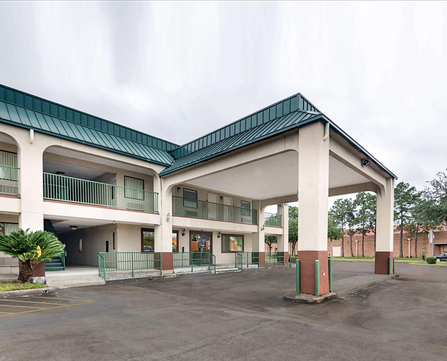 Hotel RODEWAY INN & SUITES HWY 290 NW