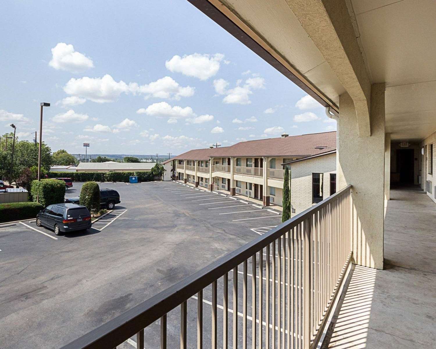 Hotel QUALITY INN NEAR LAKE MARBLE FALLS