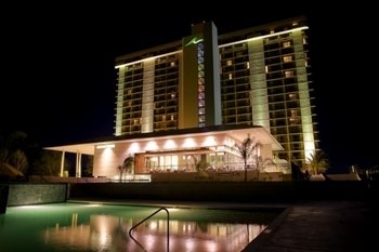 Hotel LATORRETTA LAKE RESORT AND SPA