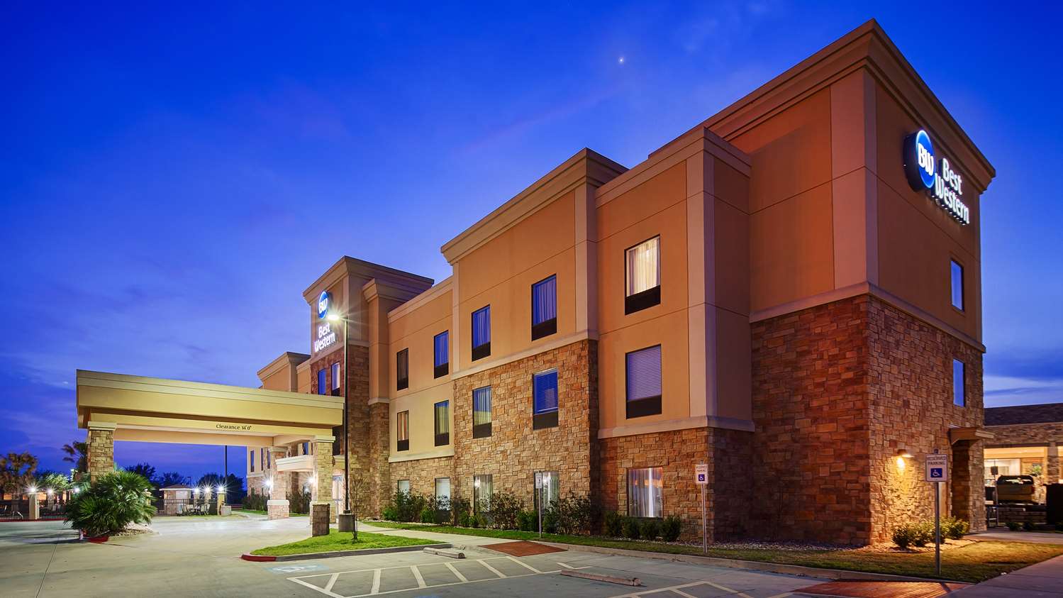 Hotel BEST WESTERN BASTROP PINES INN