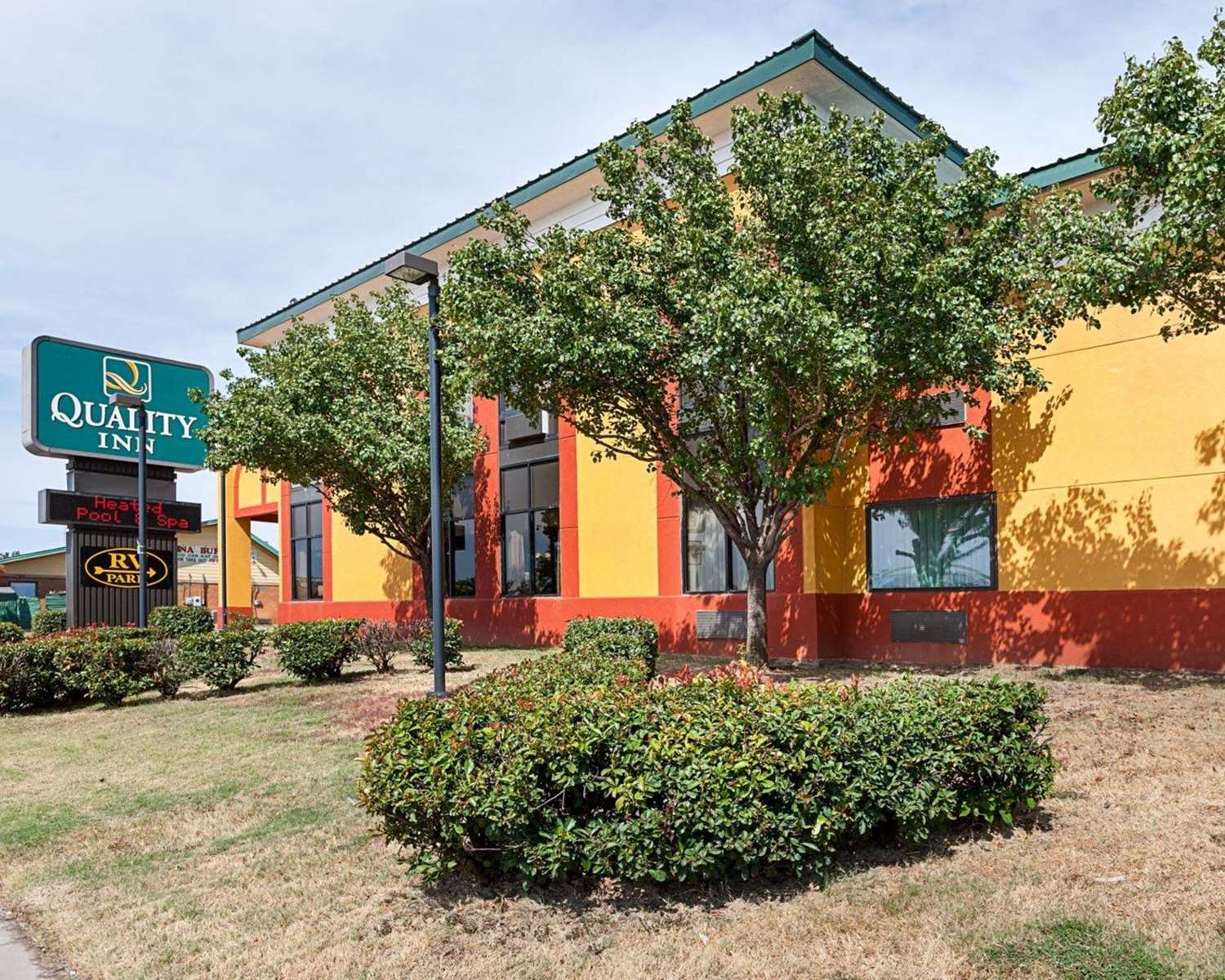 Hotel QUALITY INN CHILDRESS