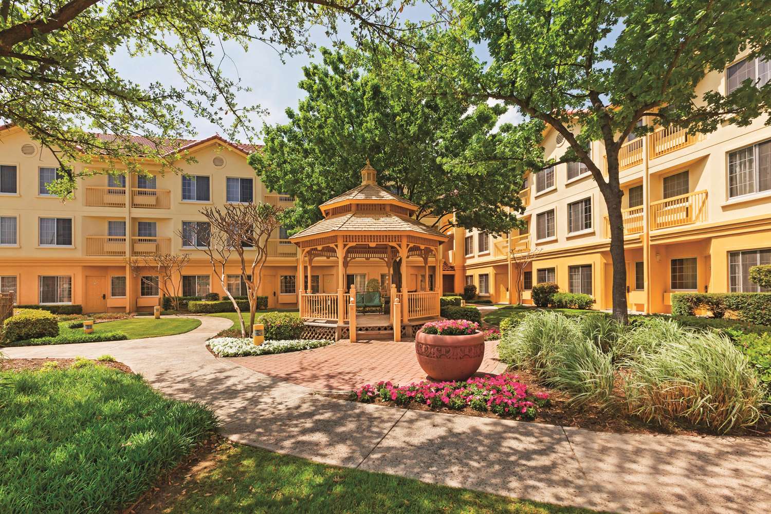 Hotel LA QUINTA INN & SUITES DALLAS DFW AIRPORT NORTH