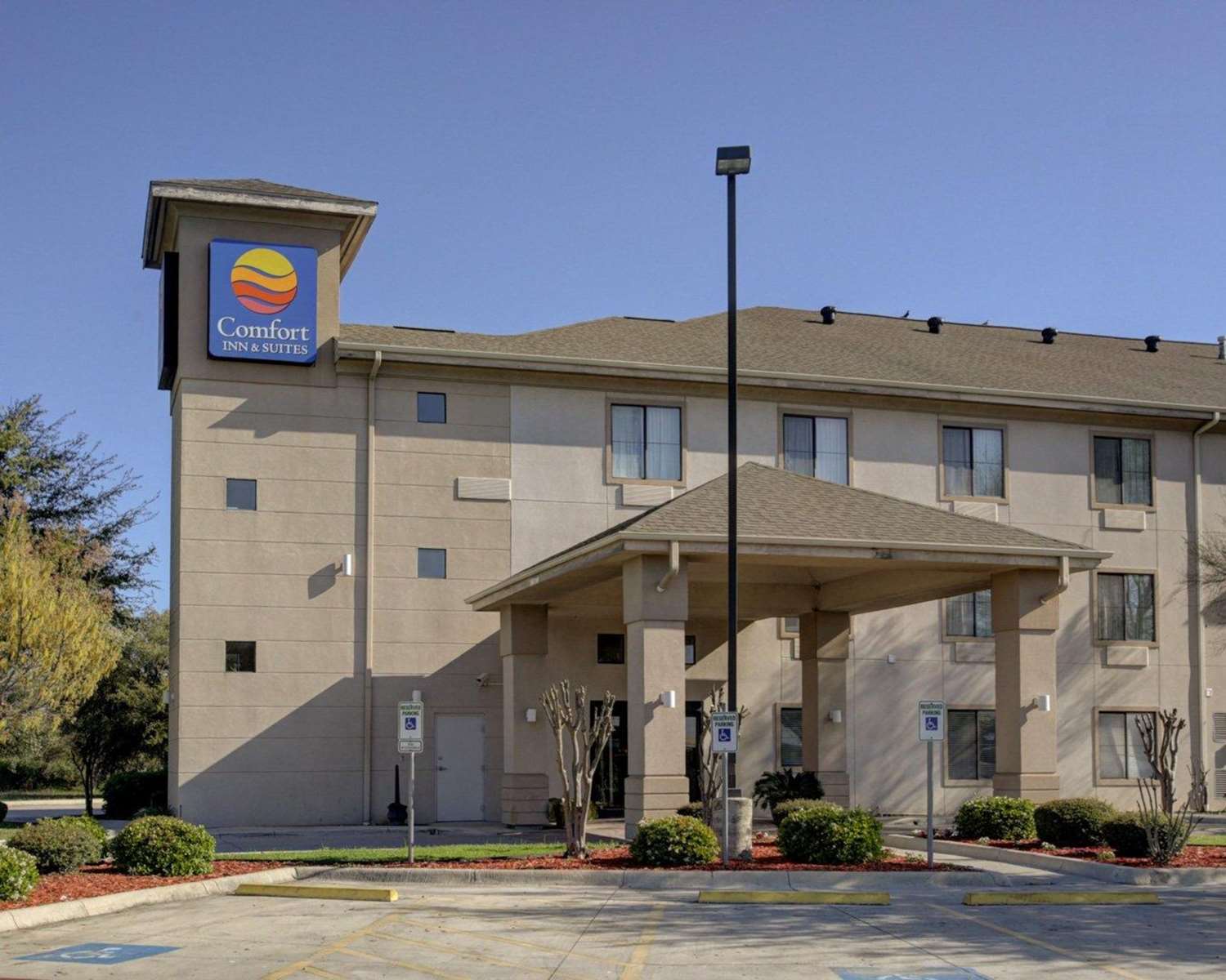 Hotel COMFORT INN & SUITES