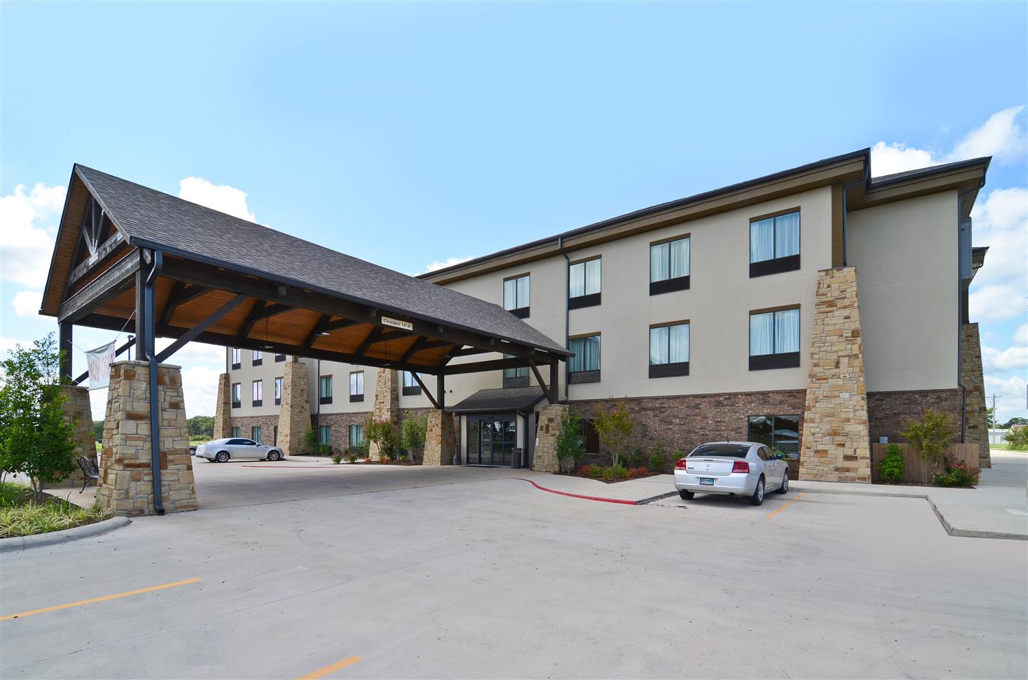 Hotel BW PLUS EMORY AT LAKE FORK INN