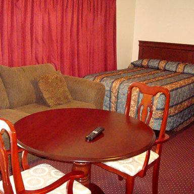 Hotel THE WHISPERING PINES MOTEL-WHI