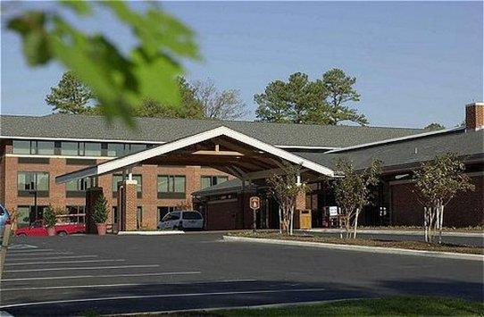 Hotel WILLIAMSBURG WOODLANDS HOTEL AND SUITES