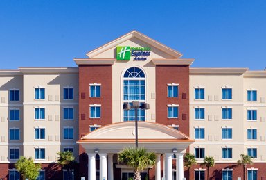 Hotel HOLIDAY INN EXPRESS & SUITES COLUMBIA-FORT JACKSON