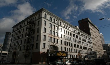 Hotel THE MOORE HOTEL