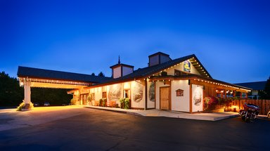 Hotel ICICLE VILLAGE RESORT
