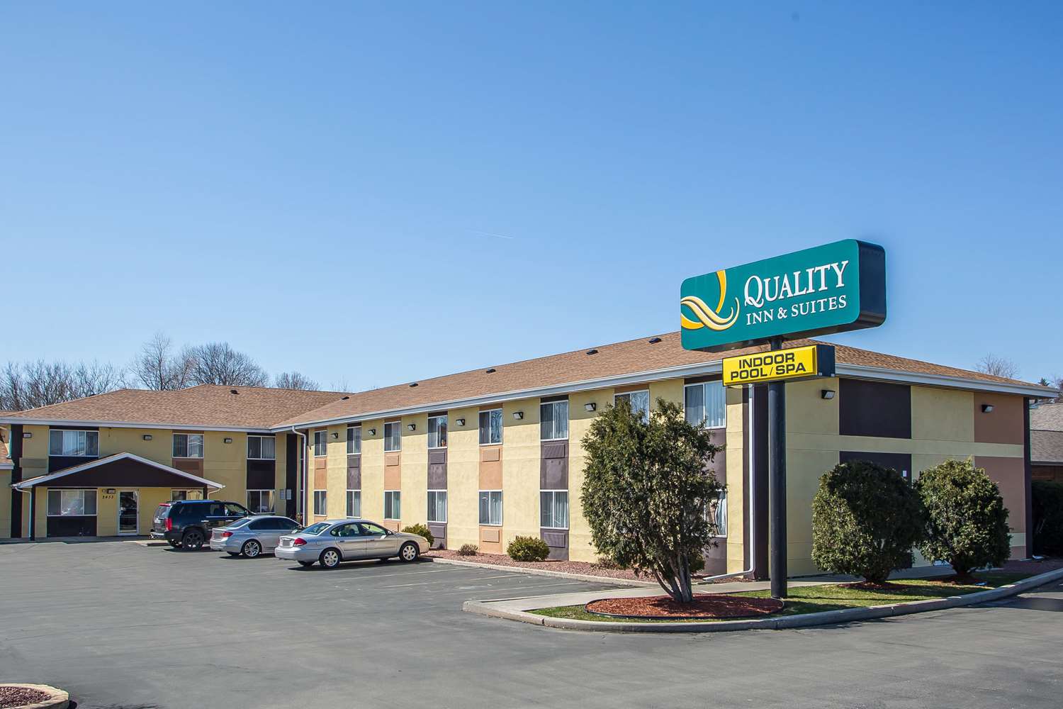 Hotel QUALITY INN & SUITES WEST BEND