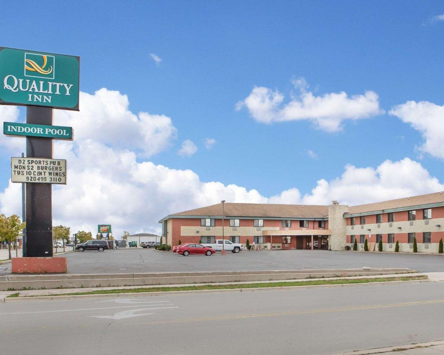 Hotel QUALITY INN STADIUM AREA