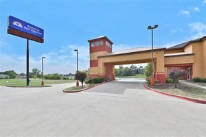 Hotel AMERICAS BEST VALUE INN AND SUITES