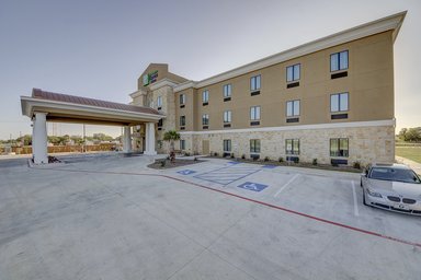 Hotel HOLIDAY INN EXPRESS & SUITES CARRIZO SPRINGS