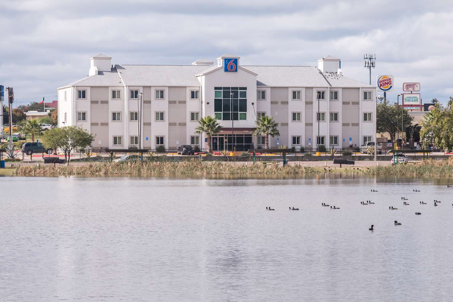 Hotel MOTEL 6 EAGLE PASS LAKESIDE