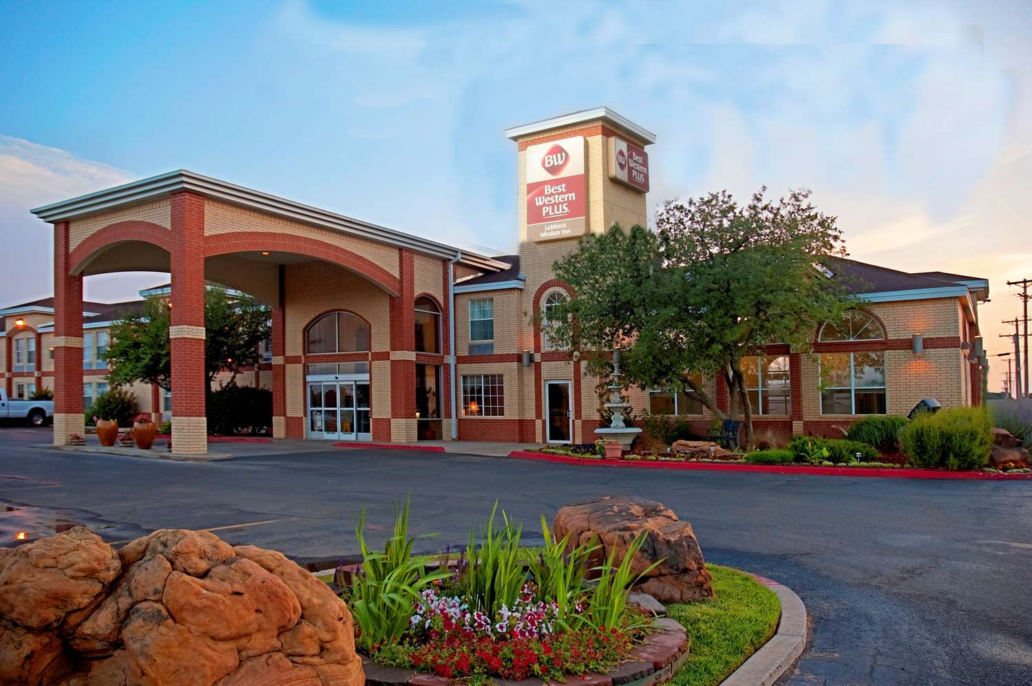 Hotel BEST WESTERN PLUS LUBBOCK WINDSOR INN