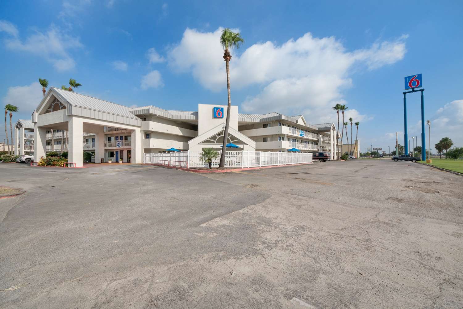 Hotel MOTEL 6 BROWNSVILLE NORTH