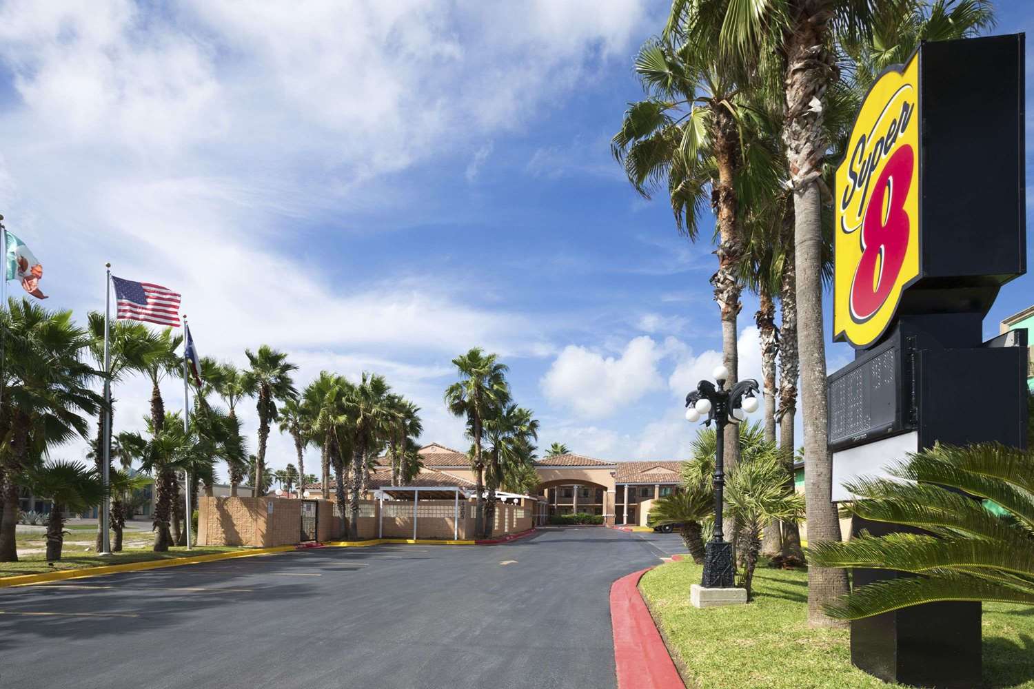 Hotel SUPER 8 BY WYNDHAM, SOUTH PADRE ISLAND