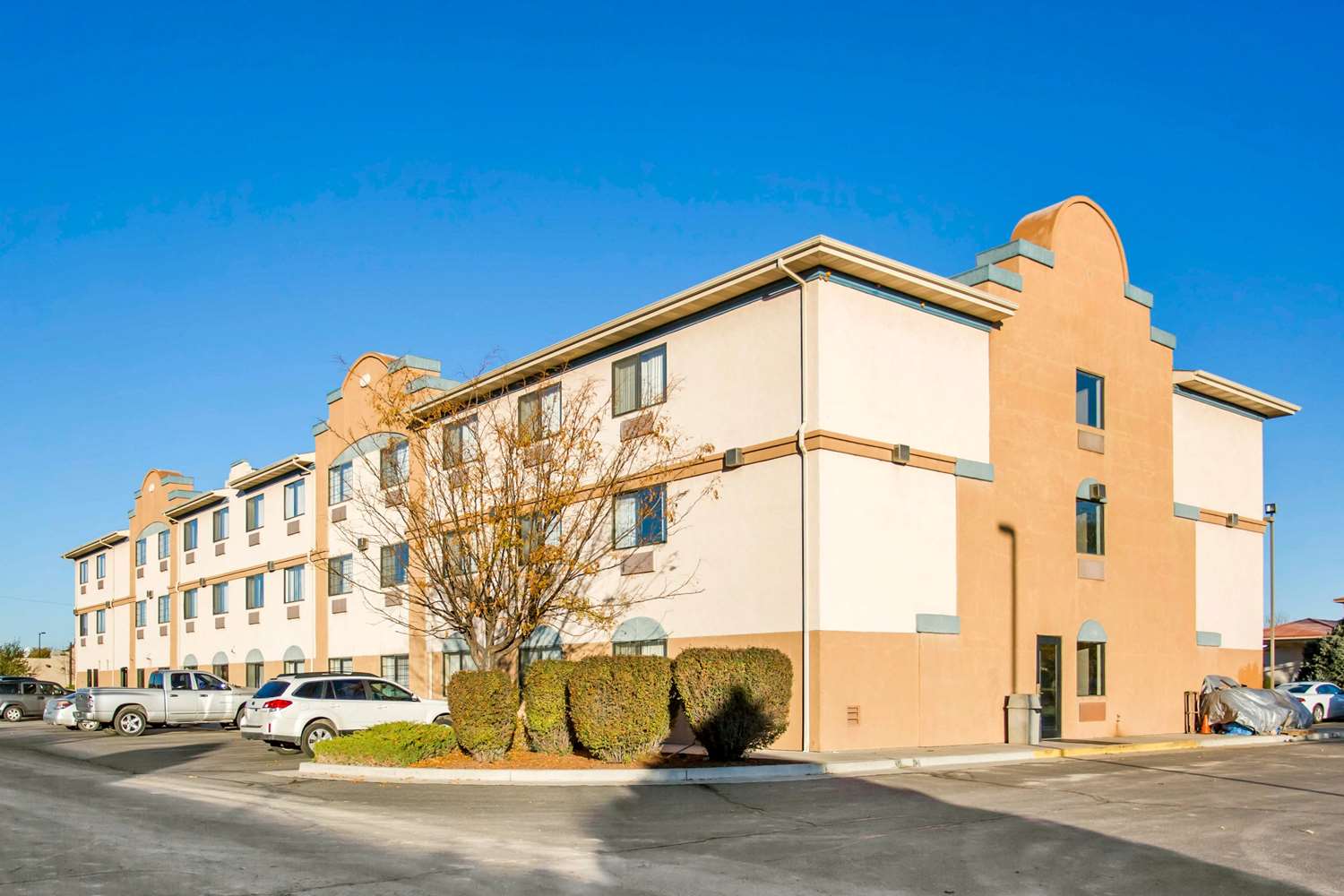 Hotel COMFORT INN FRUITA