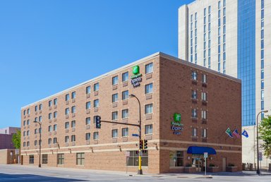 Hotel HOLIDAY INN EXPRESS & SUITES MINNEAPOLIS-DWTN (CONV CTR)