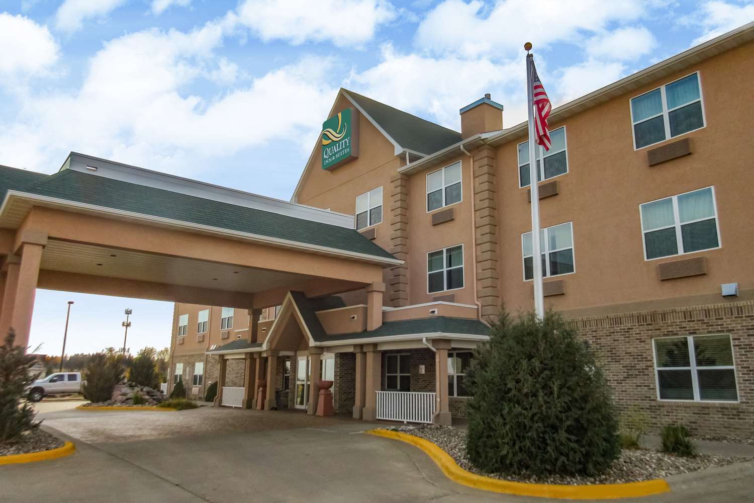 Hotel QUALITY INN & SUITES DICKINSON