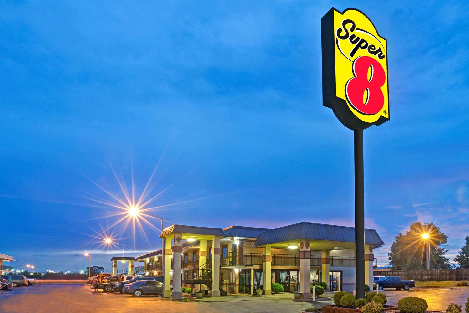 Hotel SUPER 8 SHAWNEE