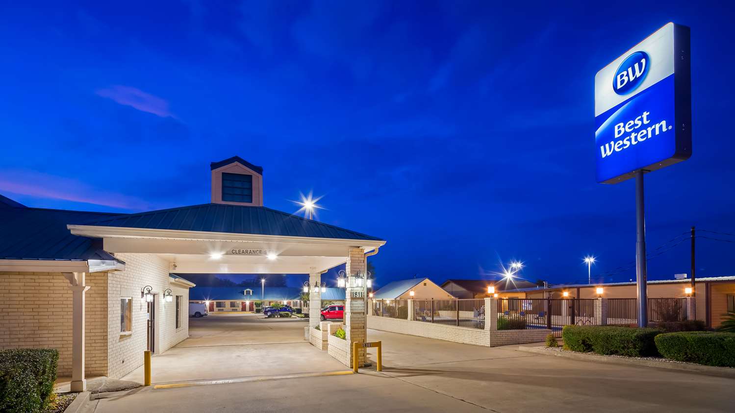 Hotel BEST WESTERN REGENCY INN & SUITES