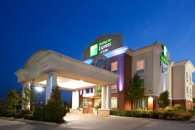 Hotel HOLIDAY INN EXPRESS & SUITES FORT WORTH - FOSSIL CREEK