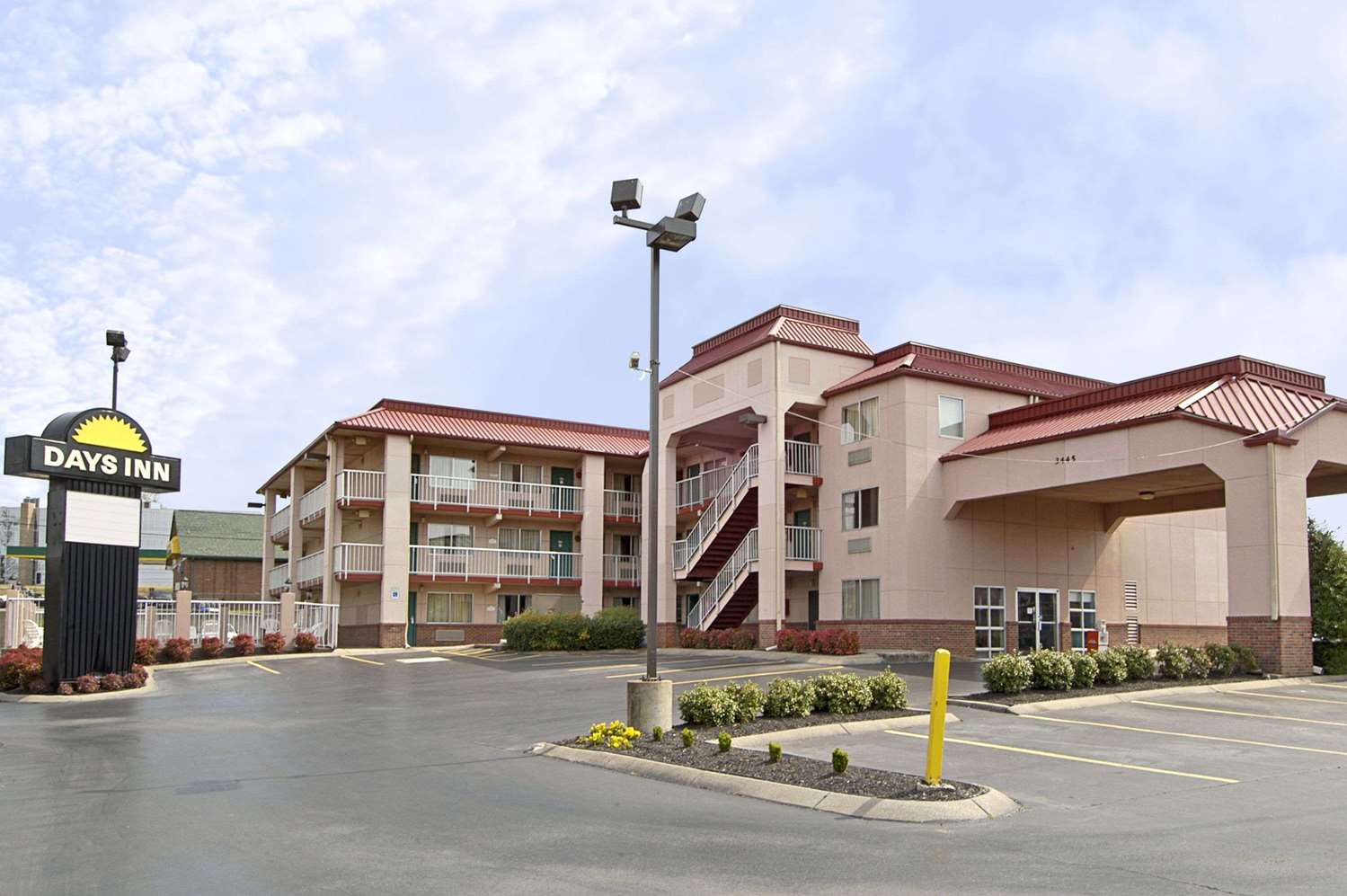 Hotel DAYS INN AIRPORT NASHVILLE EAST
