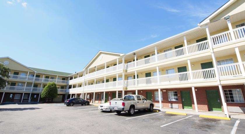 Hotel INTOWN SUITES CHESAPEAKE I-64