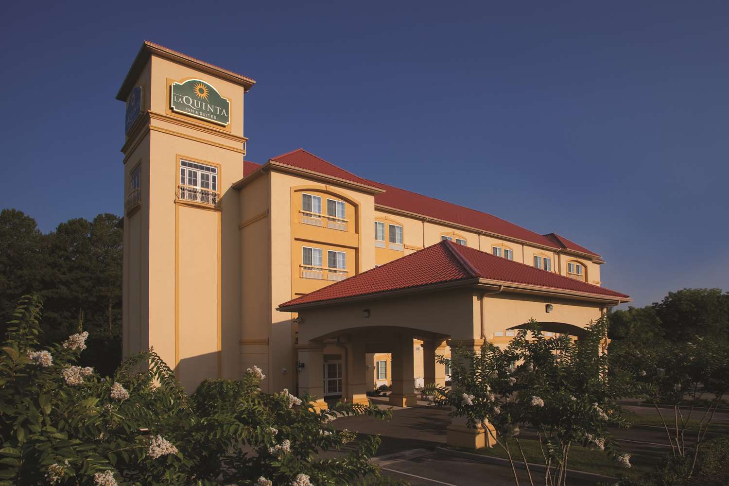 Hotel LA QUINTA INN & SUITES NORFOLK AIRPORT