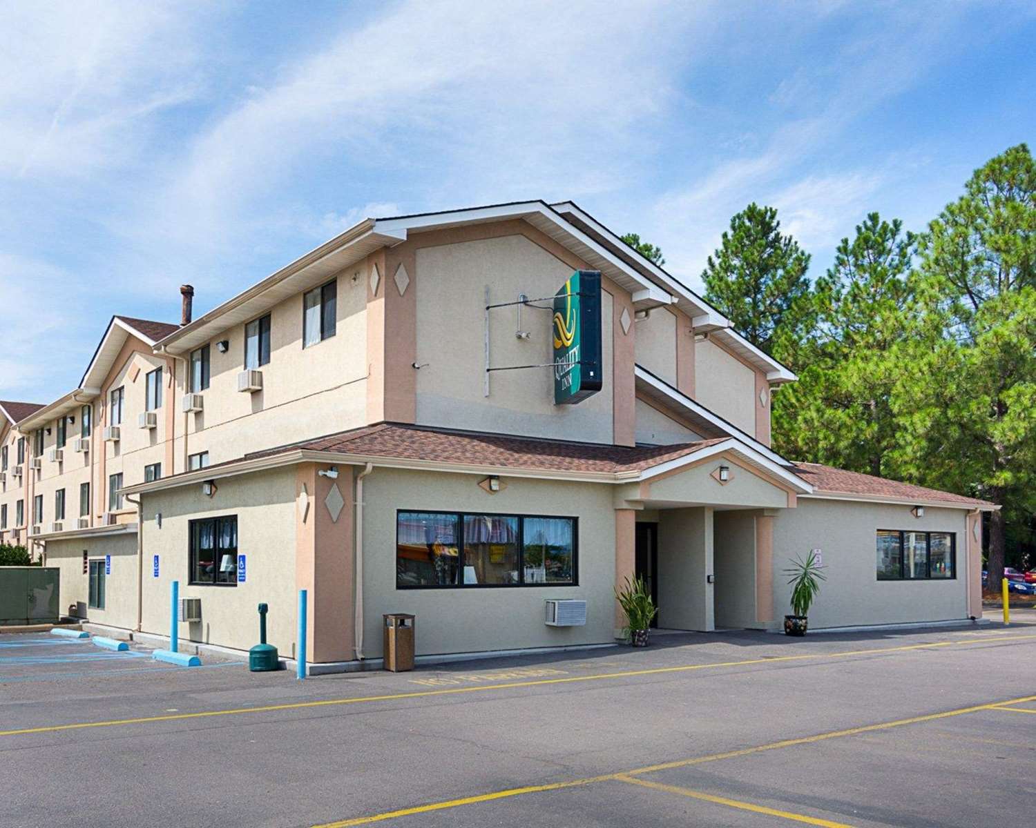 Hotel QUALITY INN CHESAPEAKE