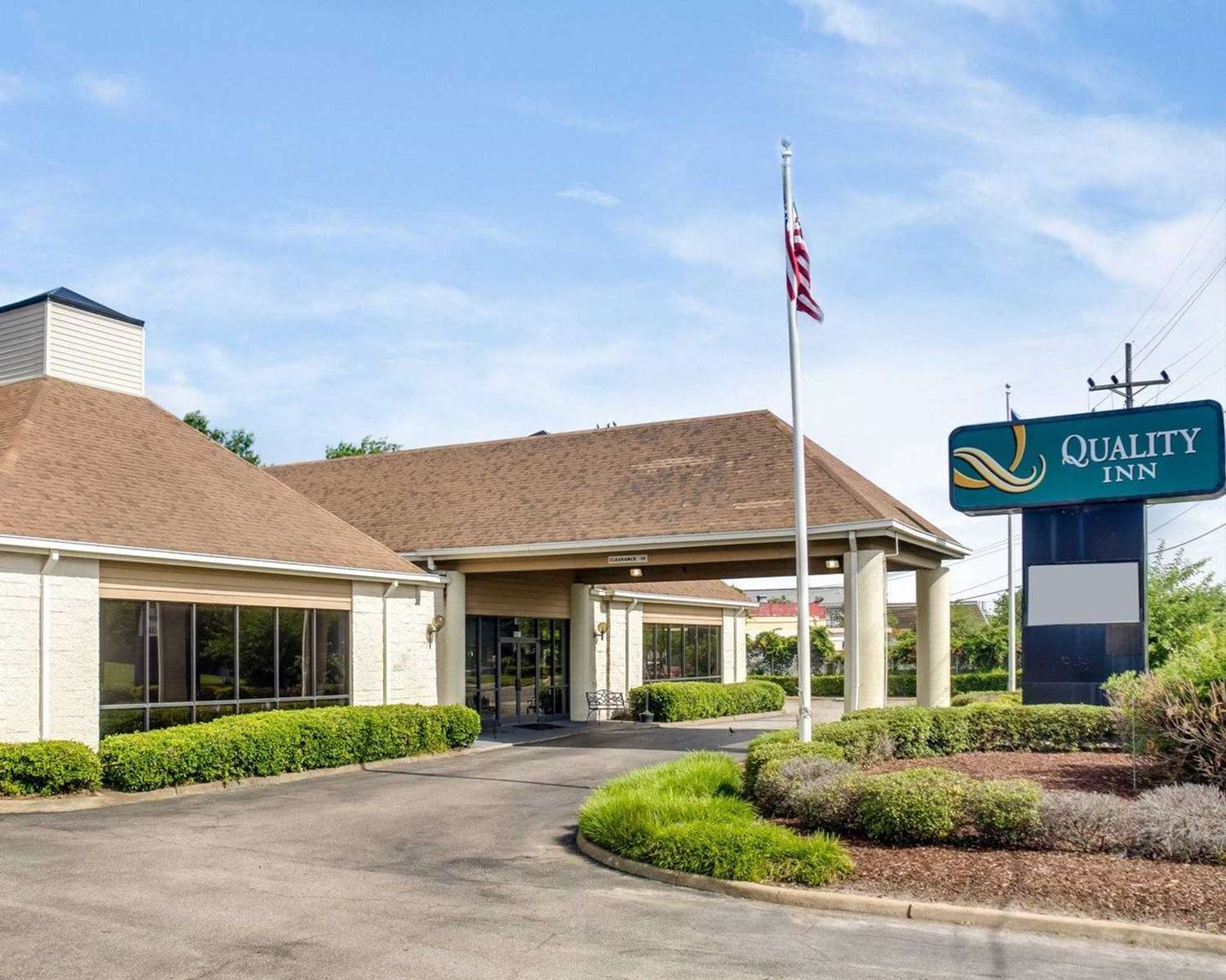 Hotel QUALITY INN NORFOLK NAVAL BASE