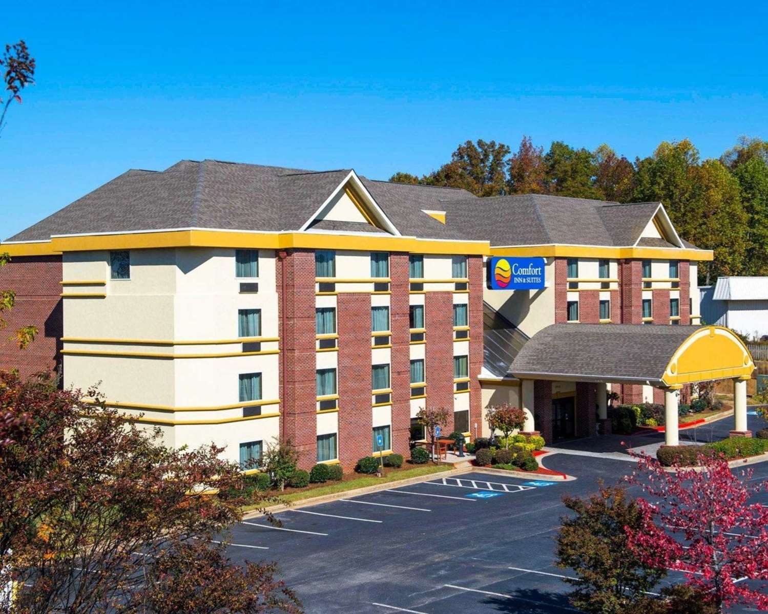 Hotel COMFORT INN & SUITES SUWANEE - SUGARLOAF