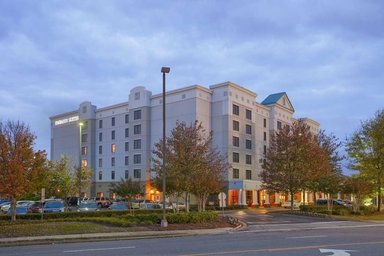 Hotel EMBASSY SUITES BY HILTON ATLANTA ALPHARETTA