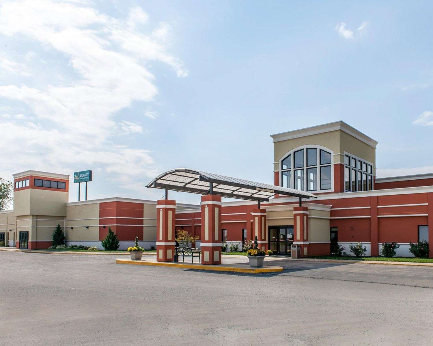 Hotel QUALITY INN & SUITES MATTOON