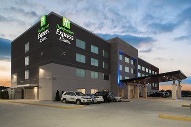 Hotel HOLIDAY INN EXPRESS & SUITES KINGDOM CITY