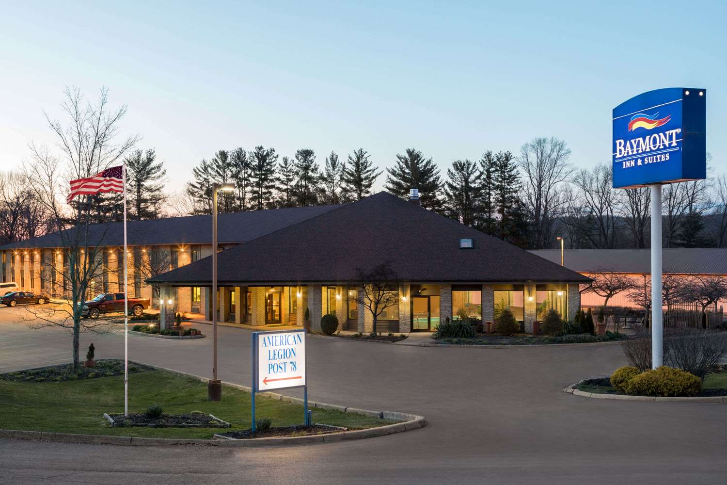 Hotel BAYMONT INN & SUITES LOGAN