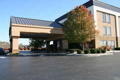 Hotel HAMPTON INN WASHINGTON COURT HOUSE