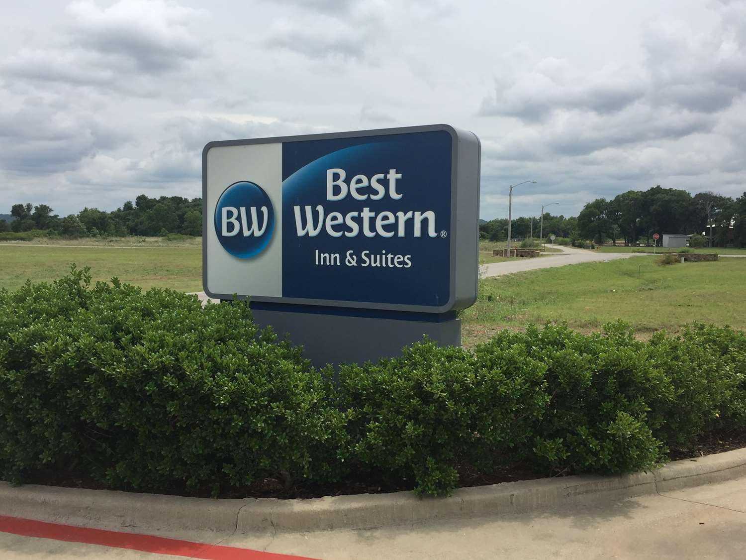 Hotel BEST WESTERN RED RIVER INN & SUITES