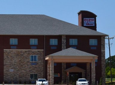 Hotel RED RIVER INN AND SUITES