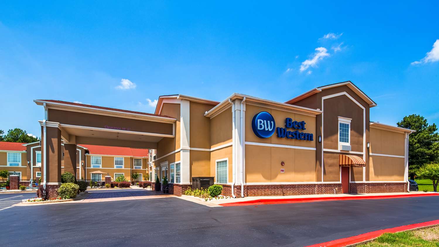 Hotel BEST WESTERN SHERWOOD INN & SUITES