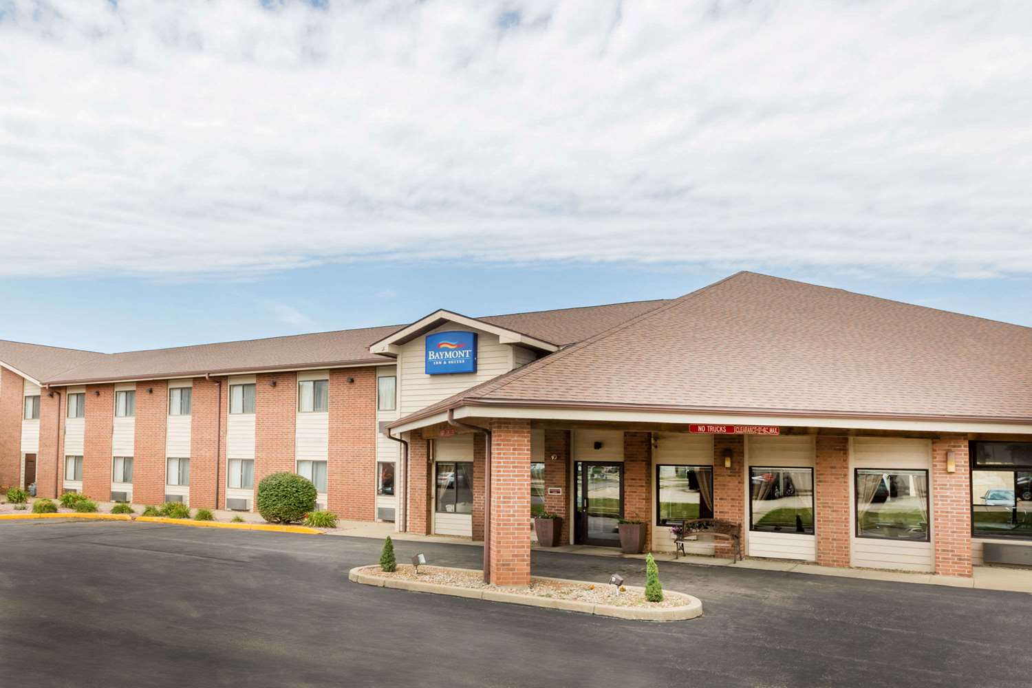 Hotel BAYMONT BY WYNDHAM LEMARS