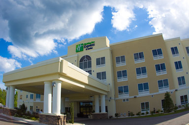 Hotel HOLIDAY INN EXPRESS & SUITES HAVELOCK NW-NEW BERN