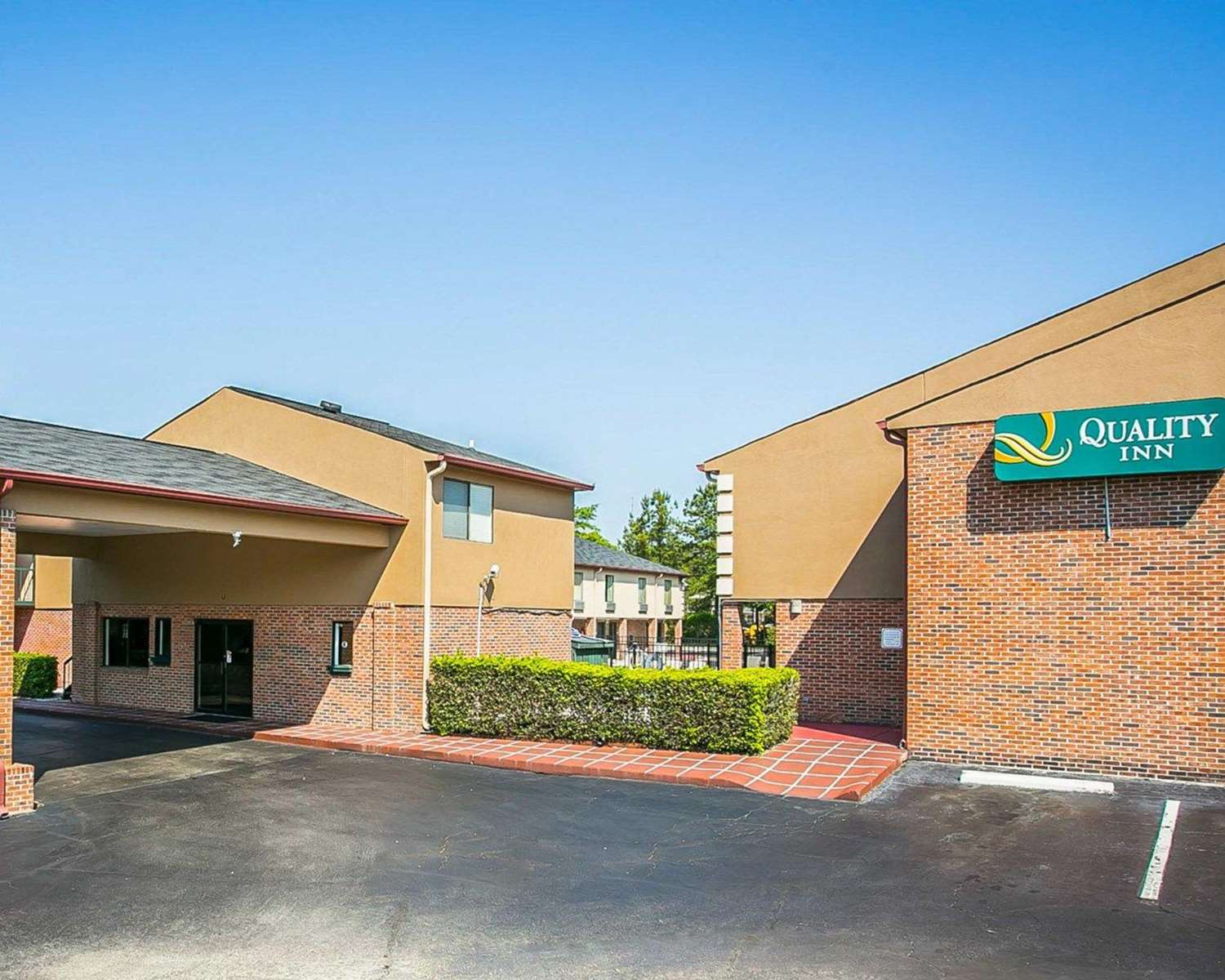 Hotel QUALITY INN WEST COLUMBIA