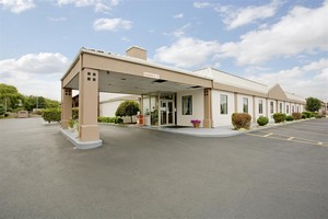 Hotel AMERICAS BEST VALUE INN SHELBYVILLE