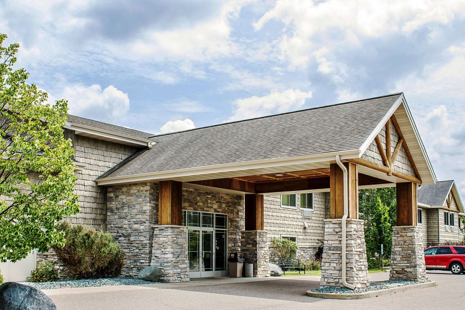 Hotel RODEWAY INN & SUITES