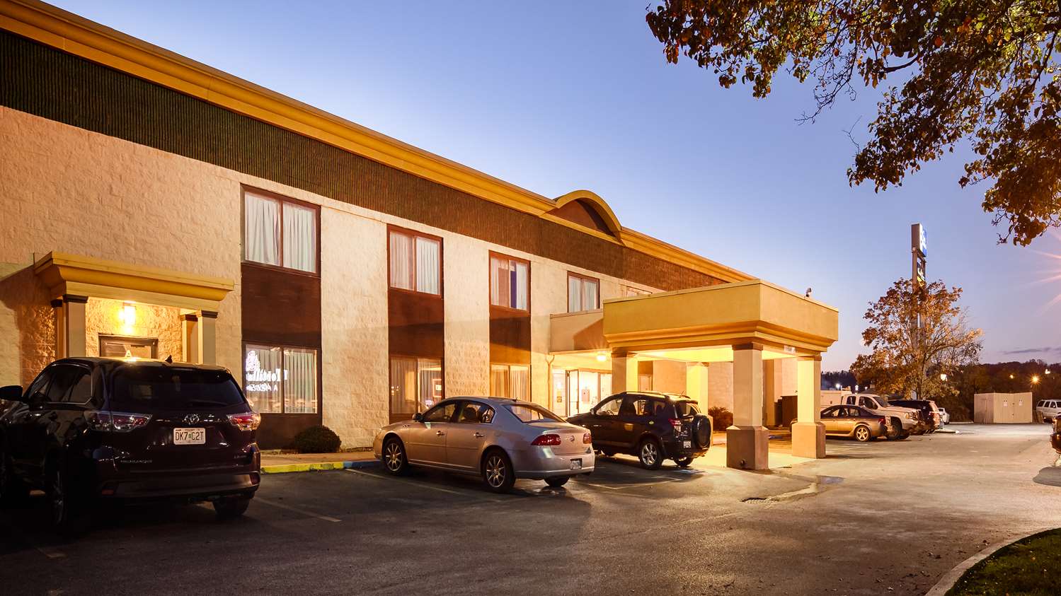 Hotel BEST WESTERN HUNTINGTON MALL INN